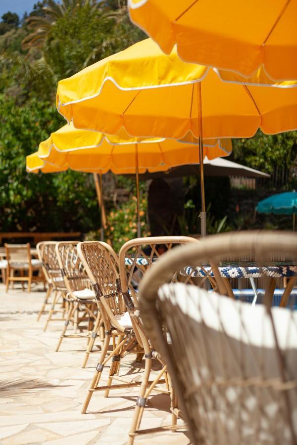 Hôtel La Piscine Le Lavandou Esterno foto