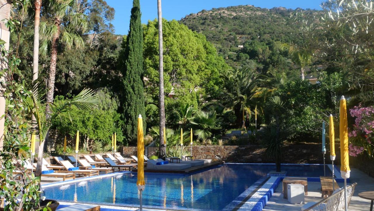 Hôtel La Piscine Le Lavandou Esterno foto