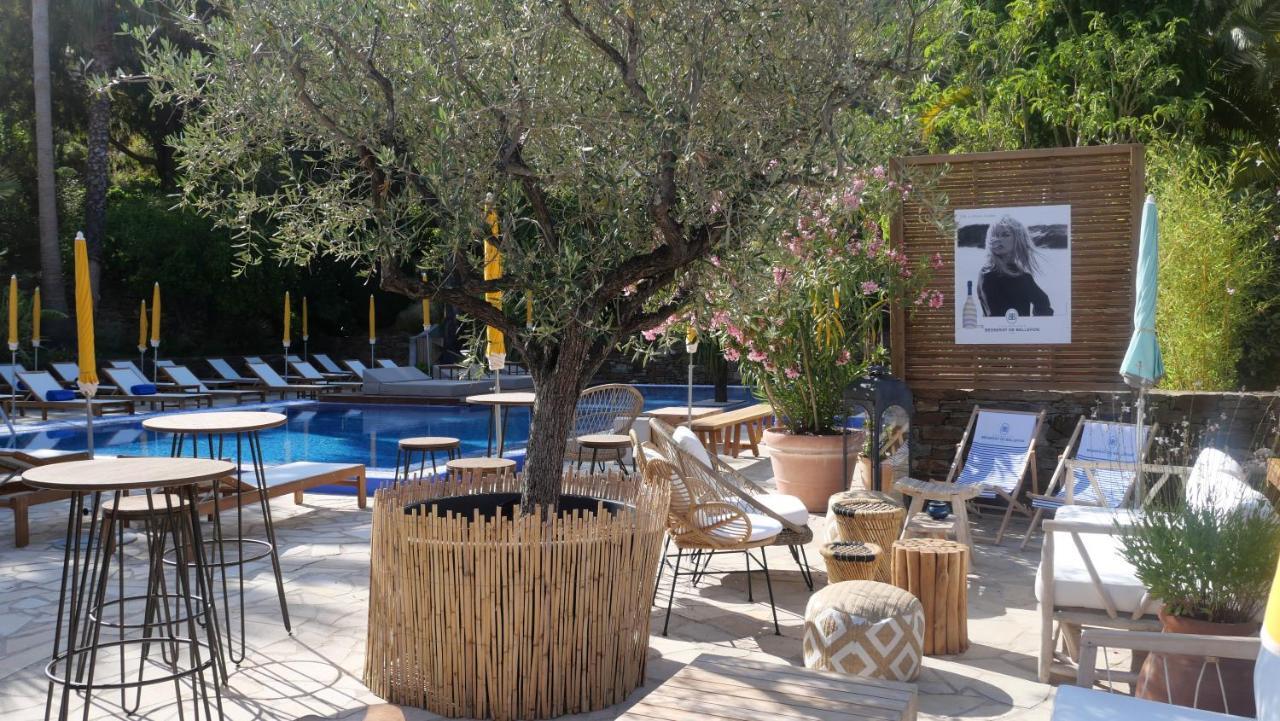Hôtel La Piscine Le Lavandou Esterno foto